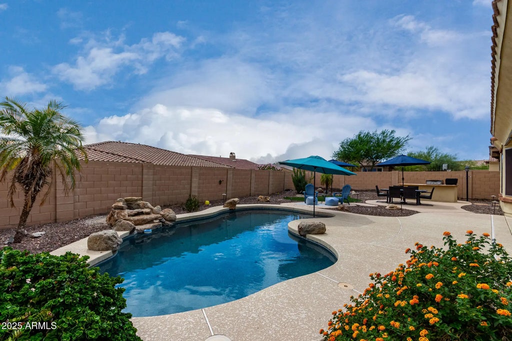 18135 W Willow Drive W, Goodyear