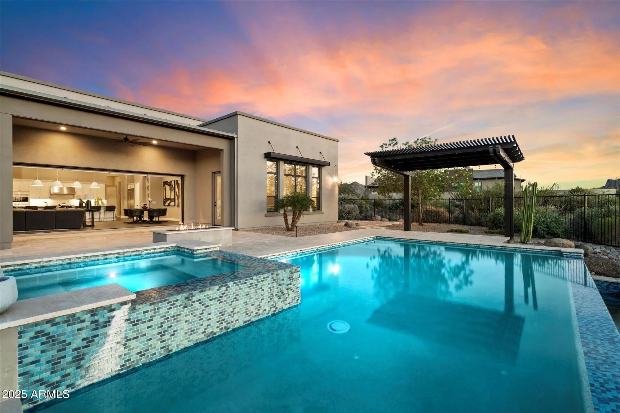 Photo of Listing #6894455