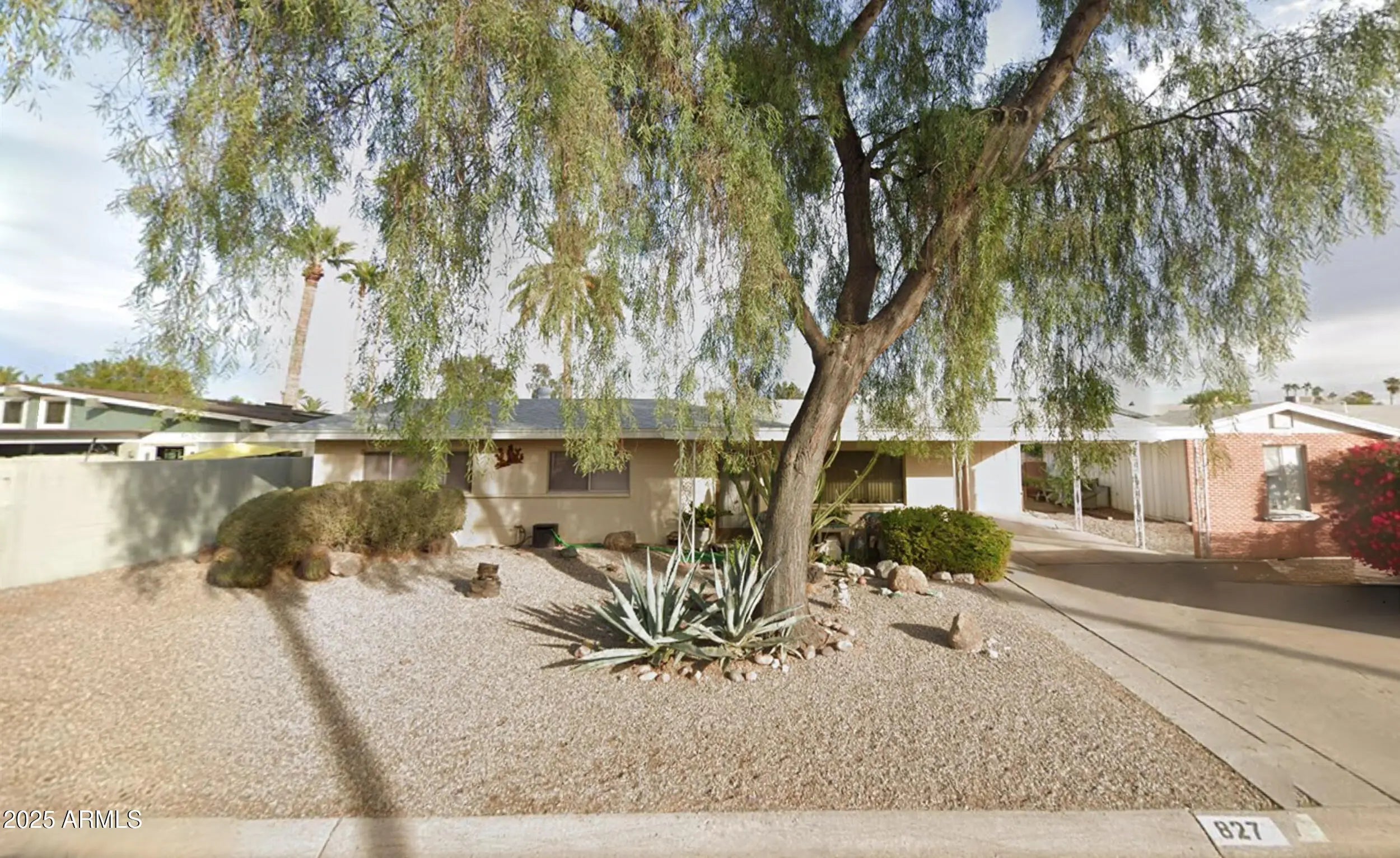 Photo of Listing #6894964