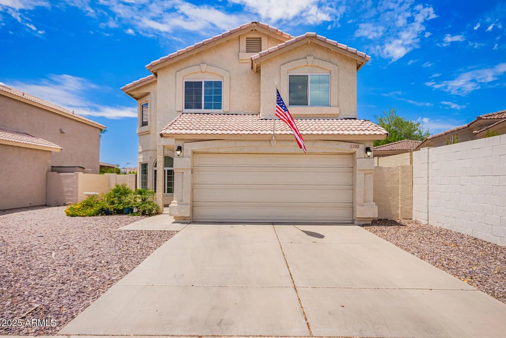 1102 N Blackbird Drive, Gilbert