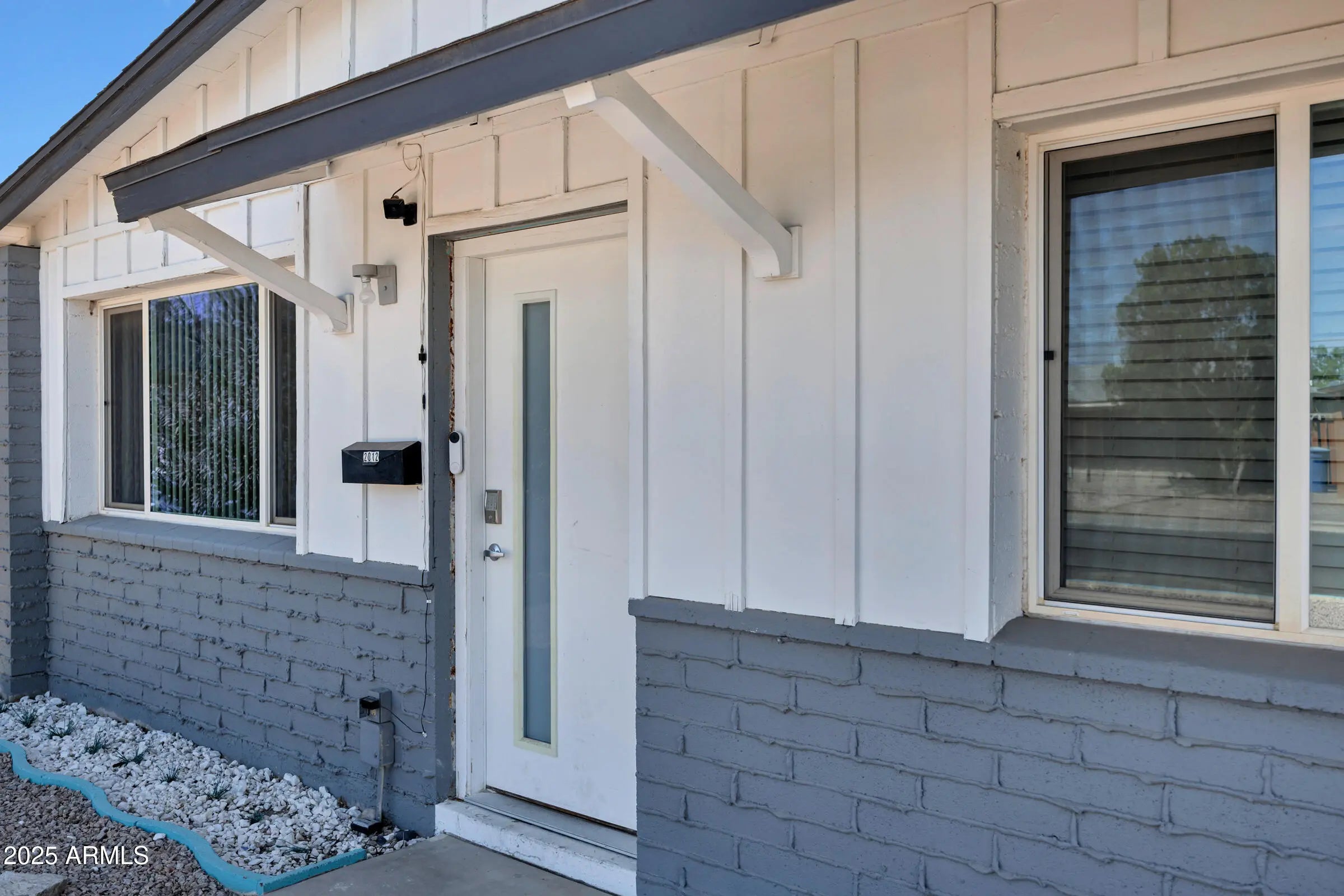 Photo of Listing #6895633