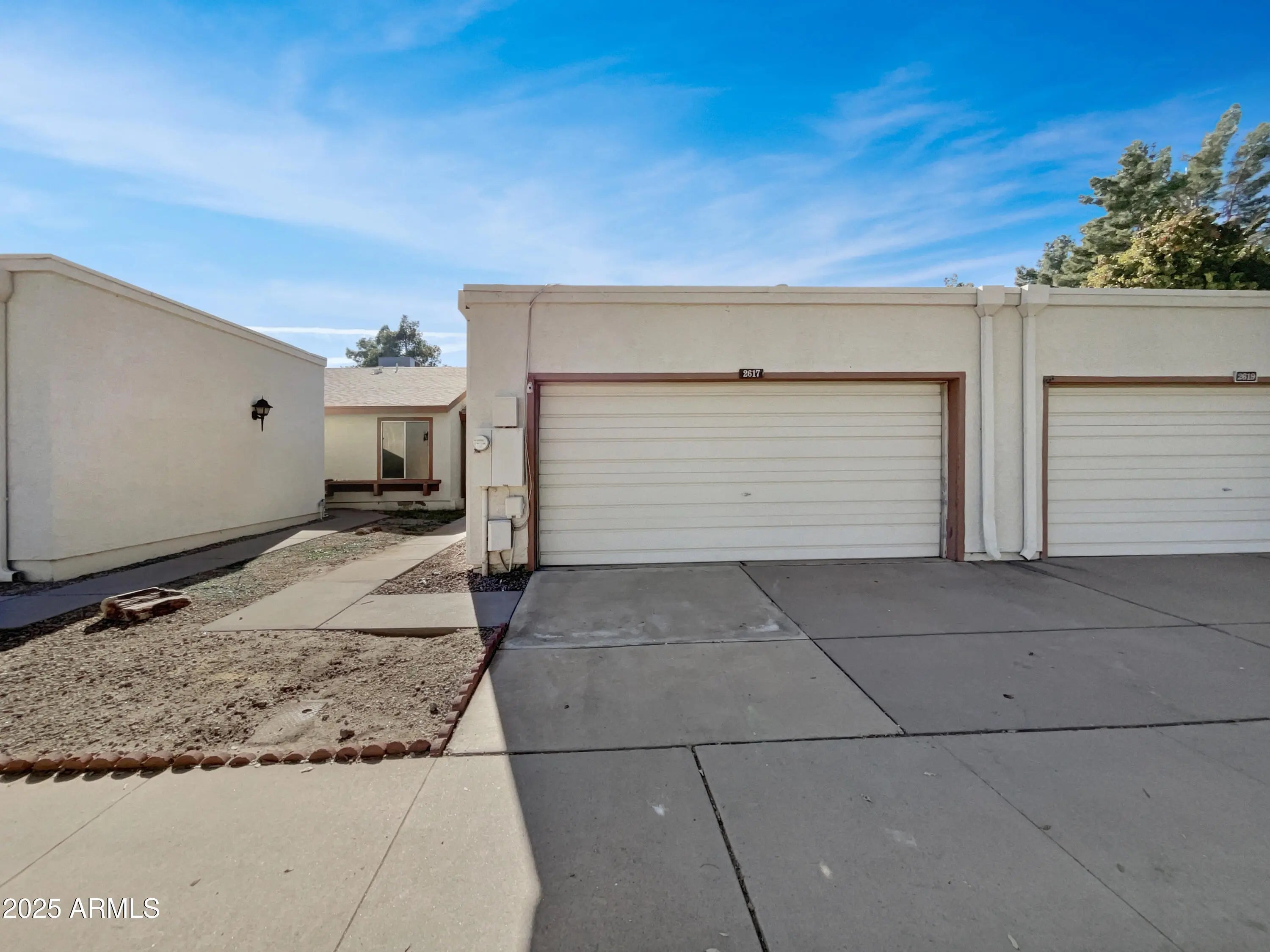 Photo of Listing #6895242