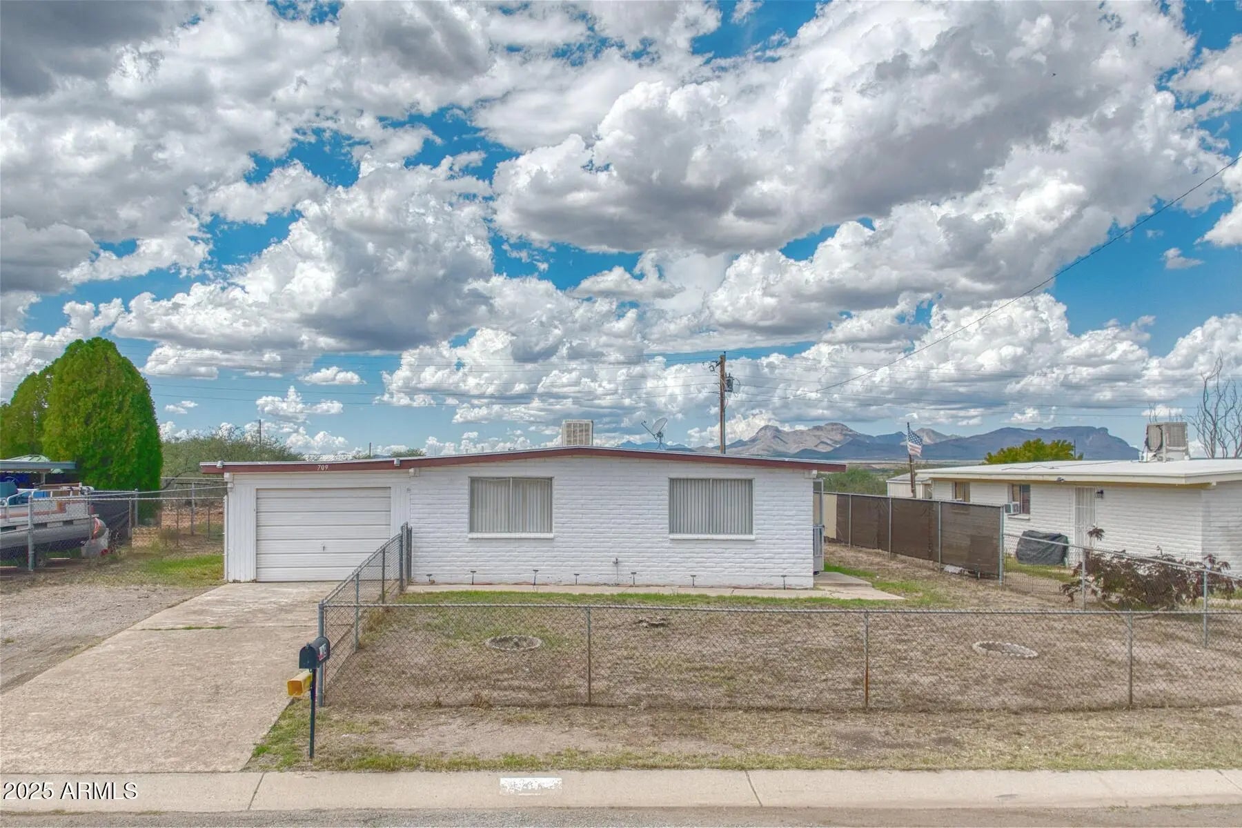 Photo of Listing #6894635