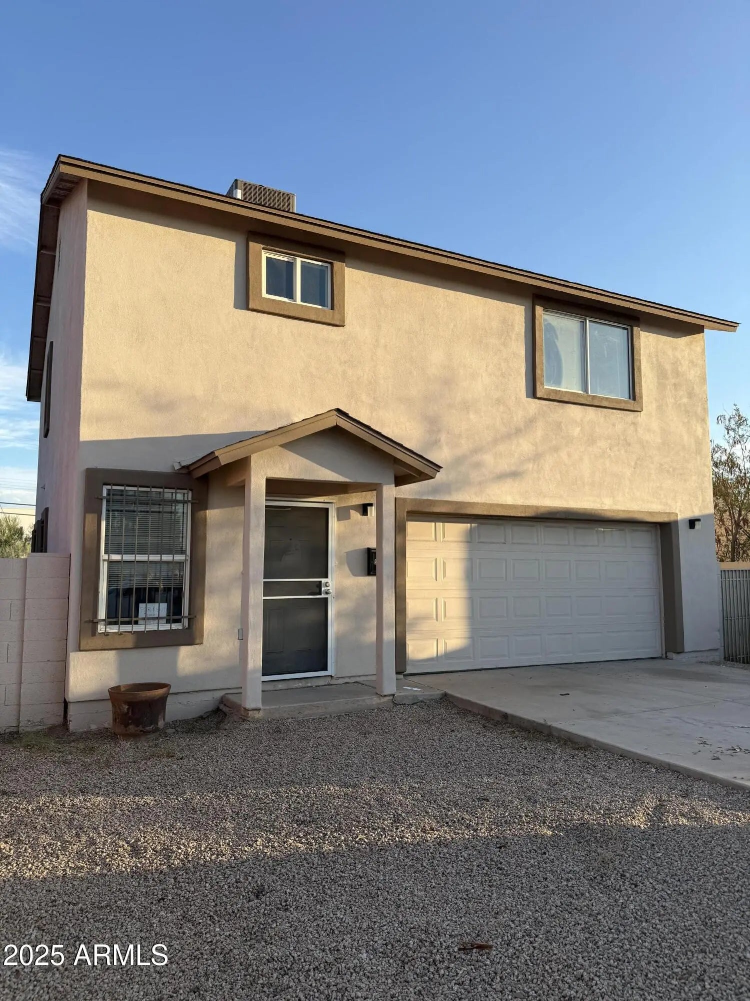 Photo of Listing #6894702