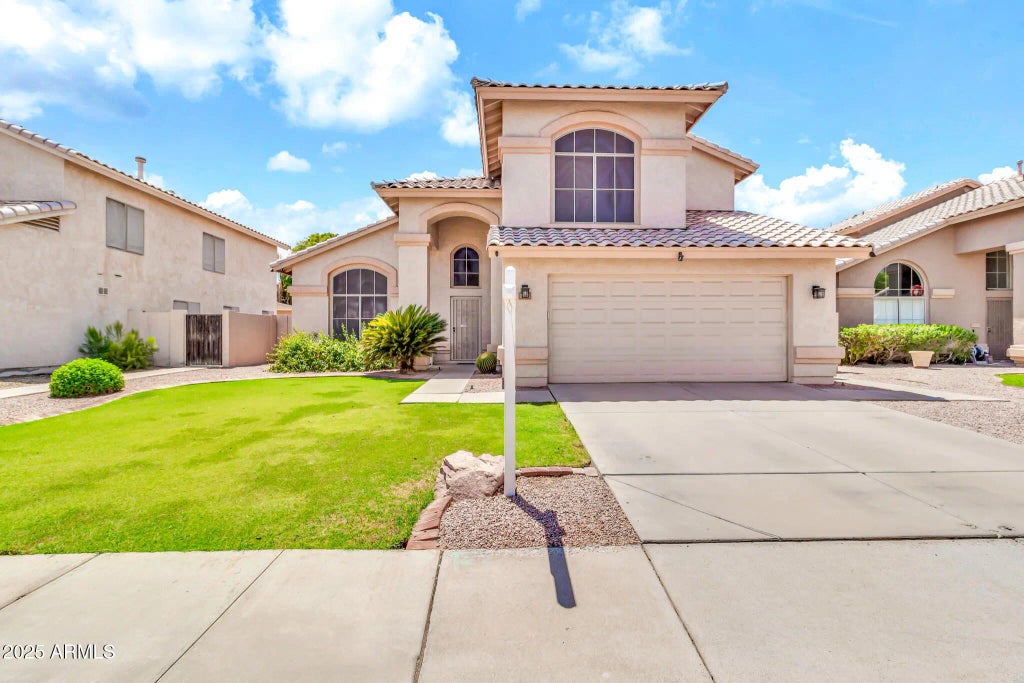 1131 W Goldfinch Way, Chandler