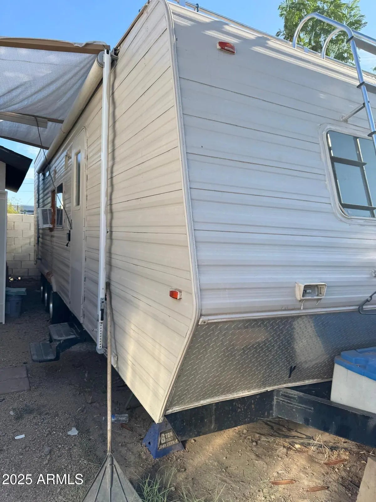 Photo of Listing #6895102