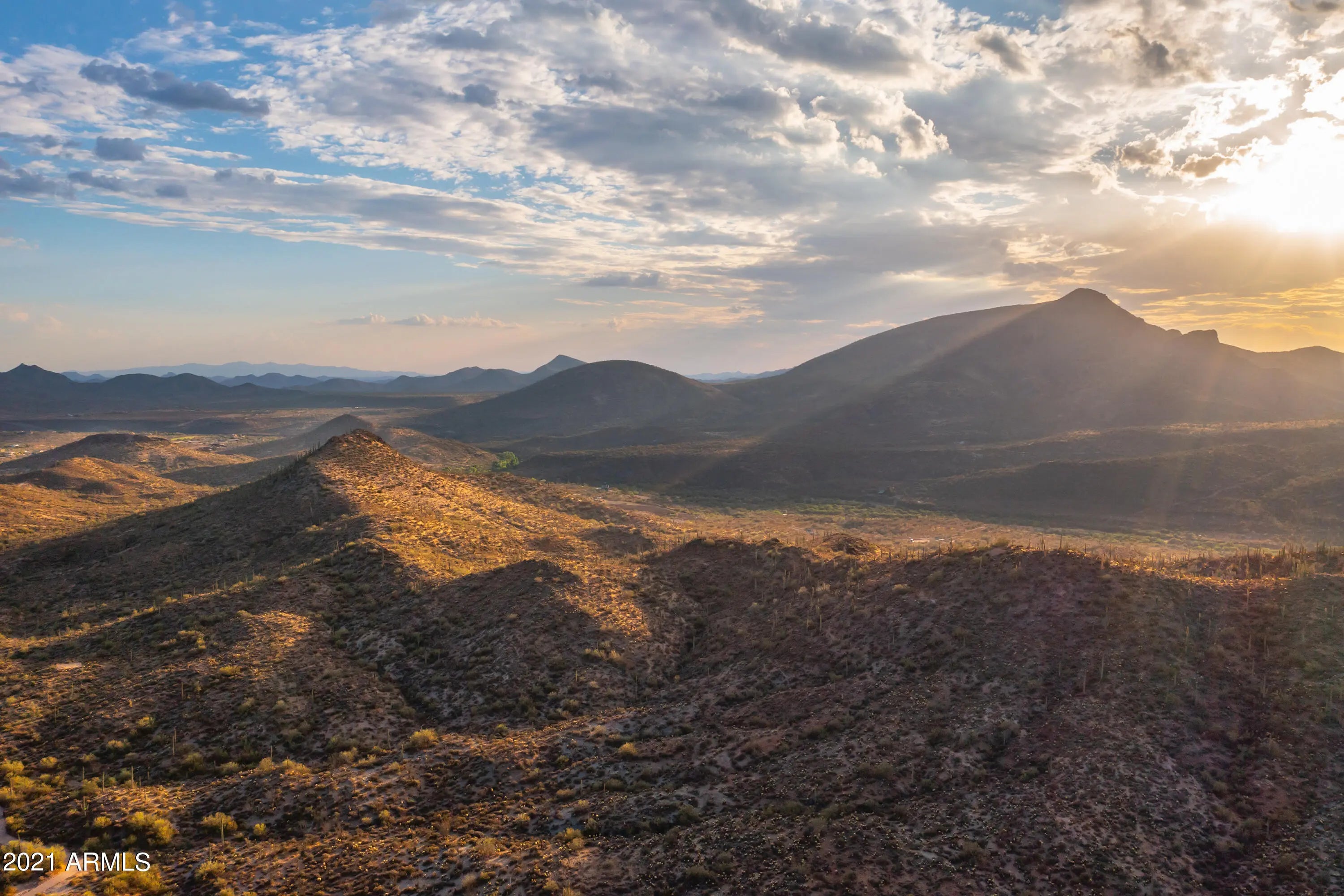 Photo of Listing #6895590