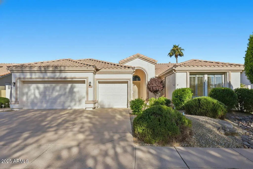 1770 W Hawk Way, Chandler