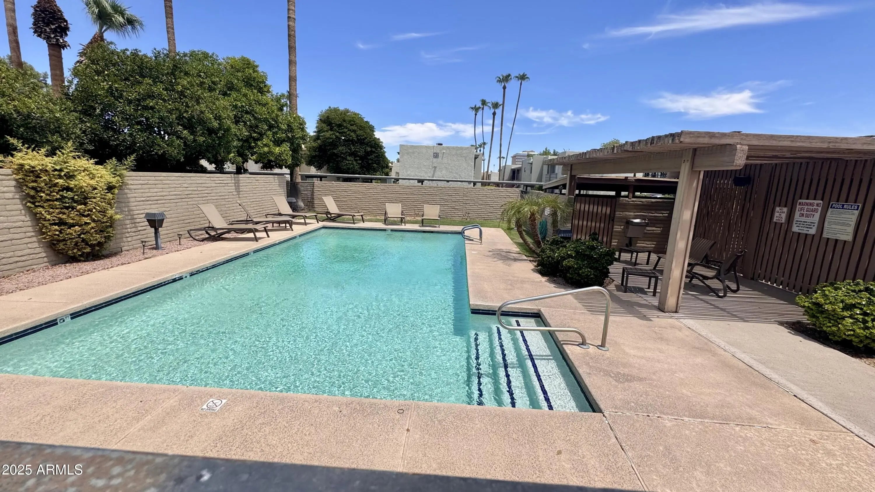 Photo of Listing #6899183