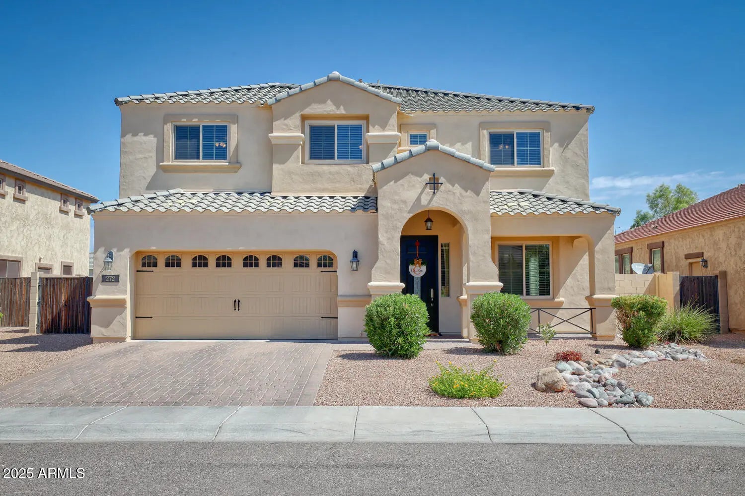 Photo of Listing #6895977