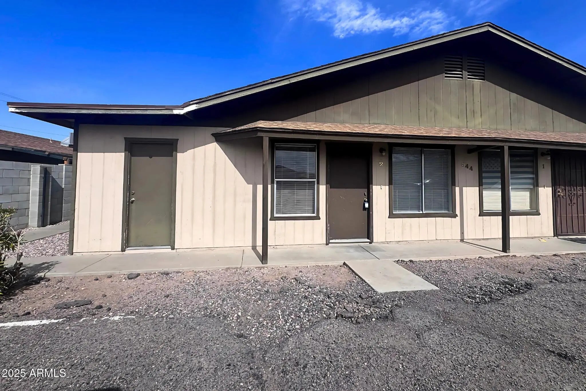 Photo of Listing #6895439