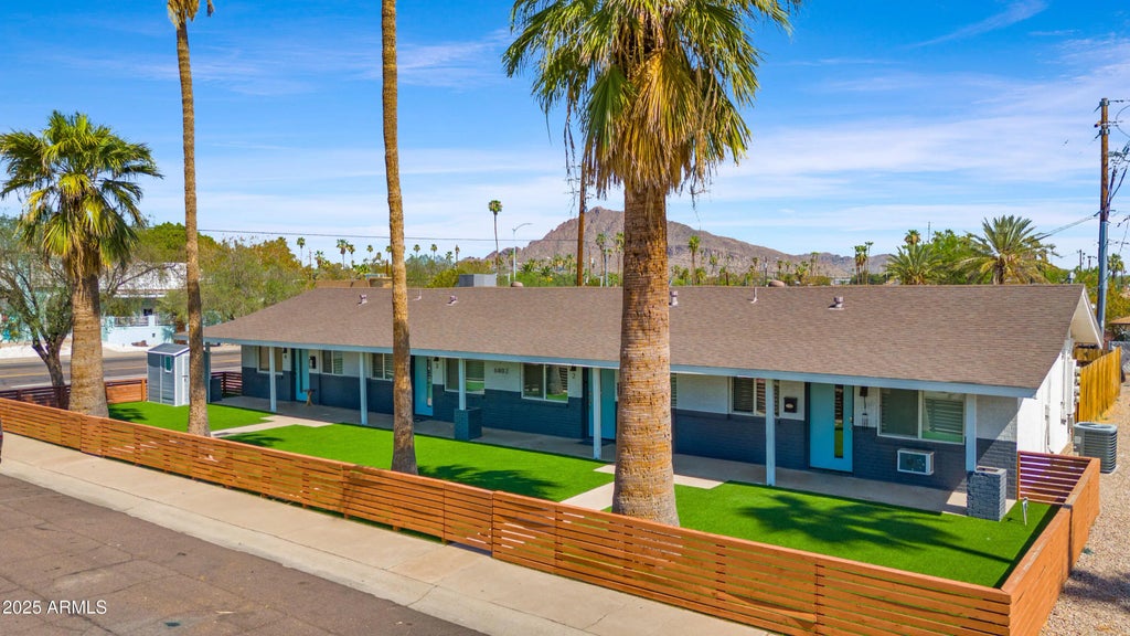 6802 E Pinchot Avenue, Scottsdale