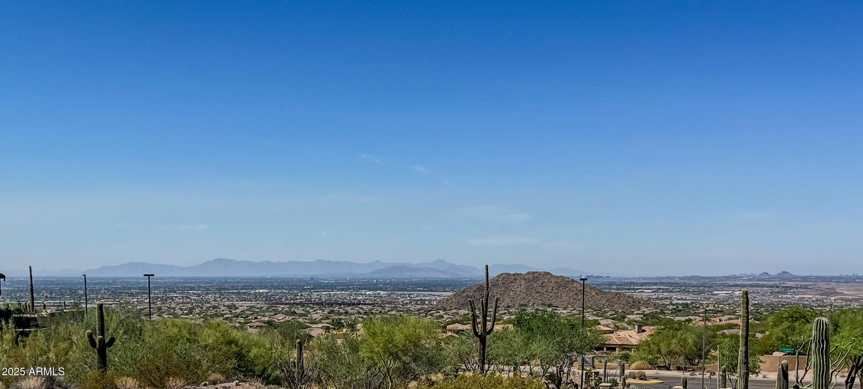 Photo of Listing #6895713