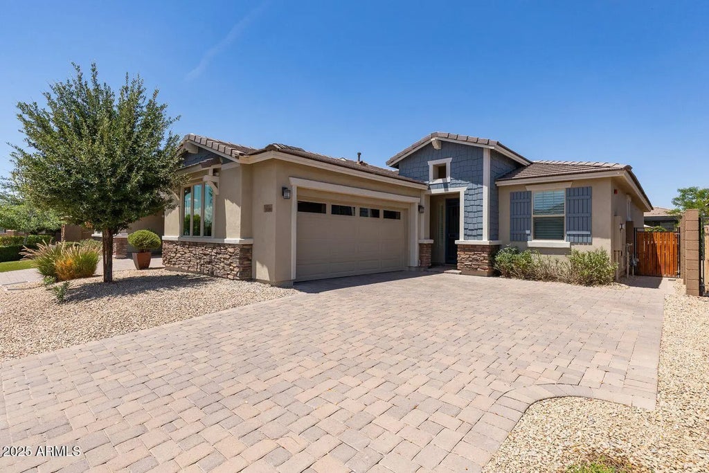 14590 W Pasadena Avenue, Litchfield Park