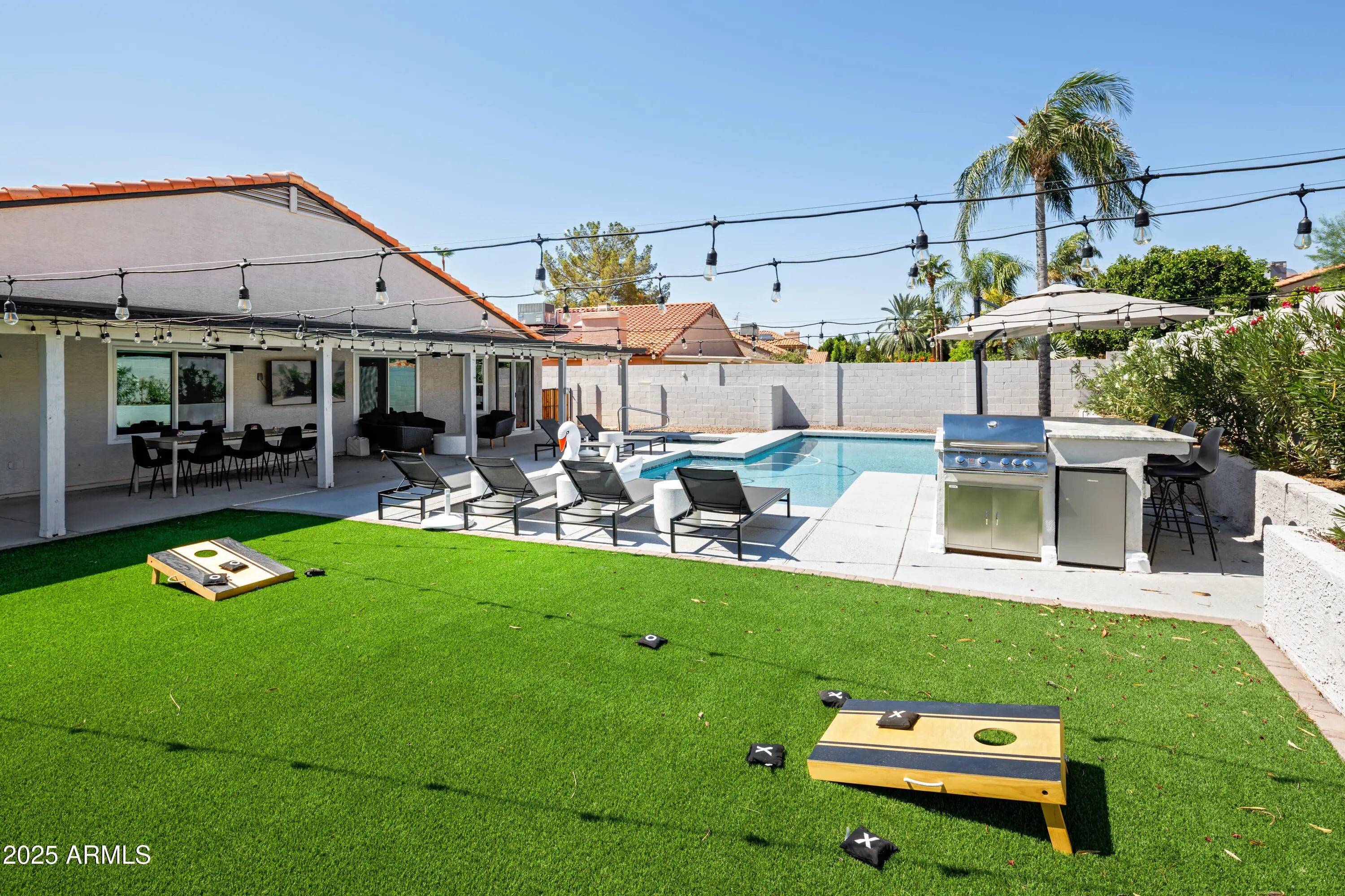 Photo of Listing #6895804