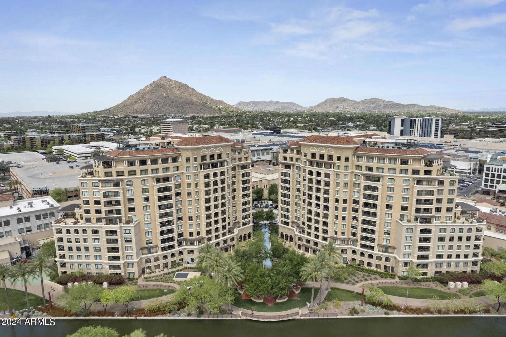 Photo of Listing #6896167