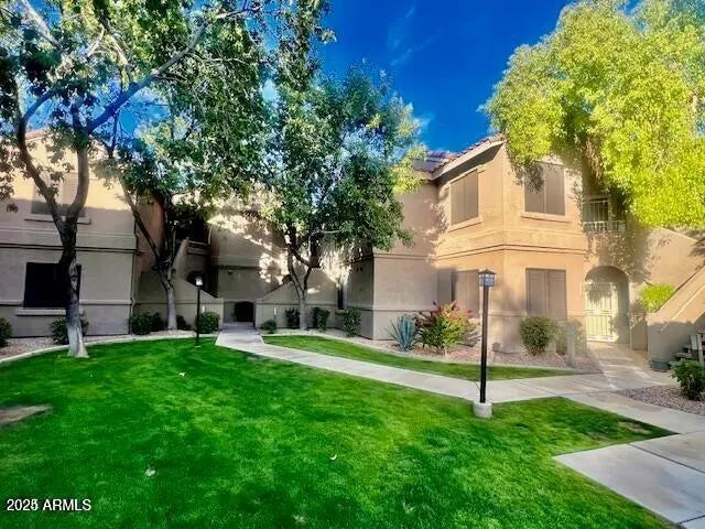 Photo of Listing #6896072