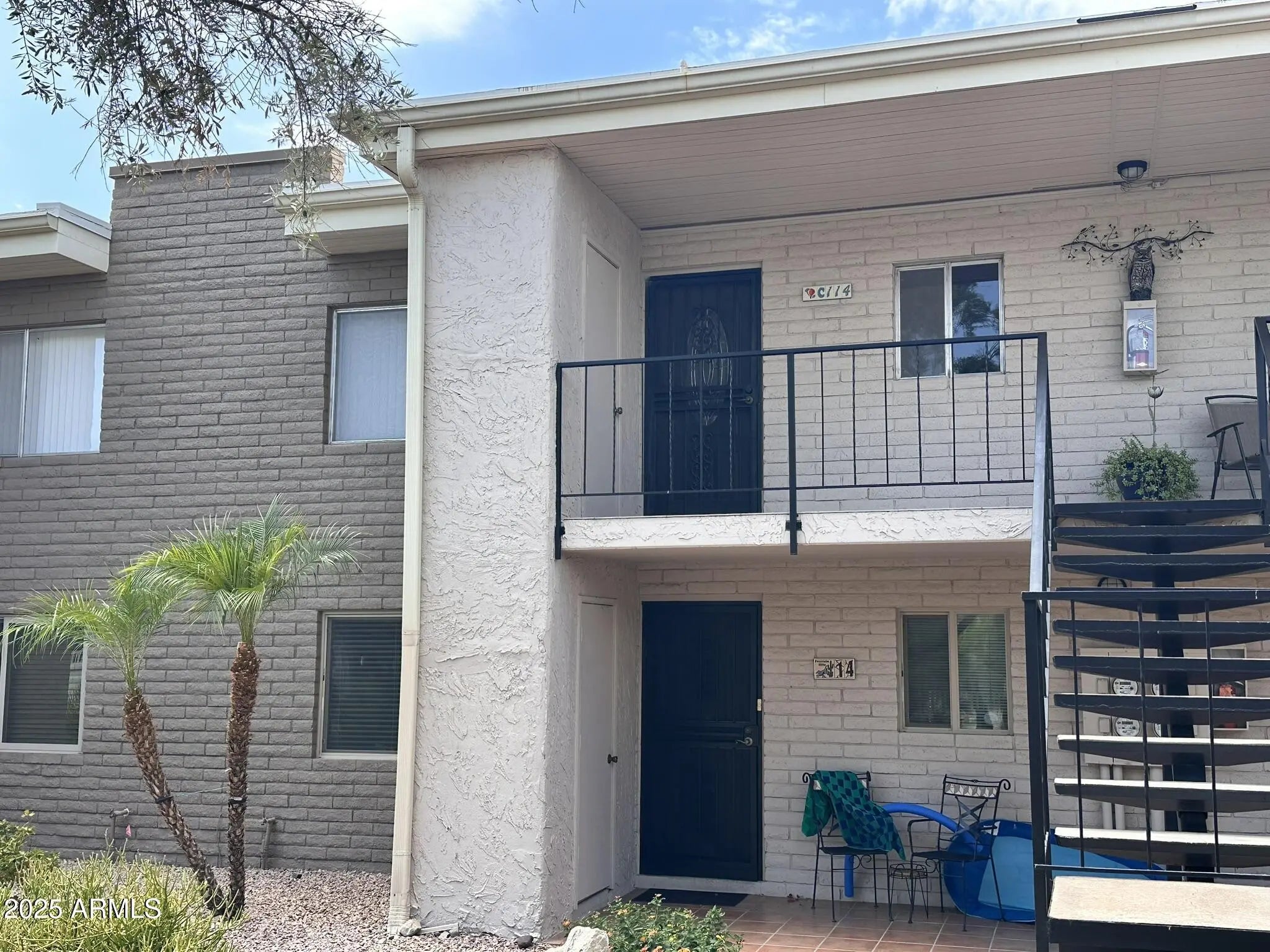 Photo of Listing #6896154