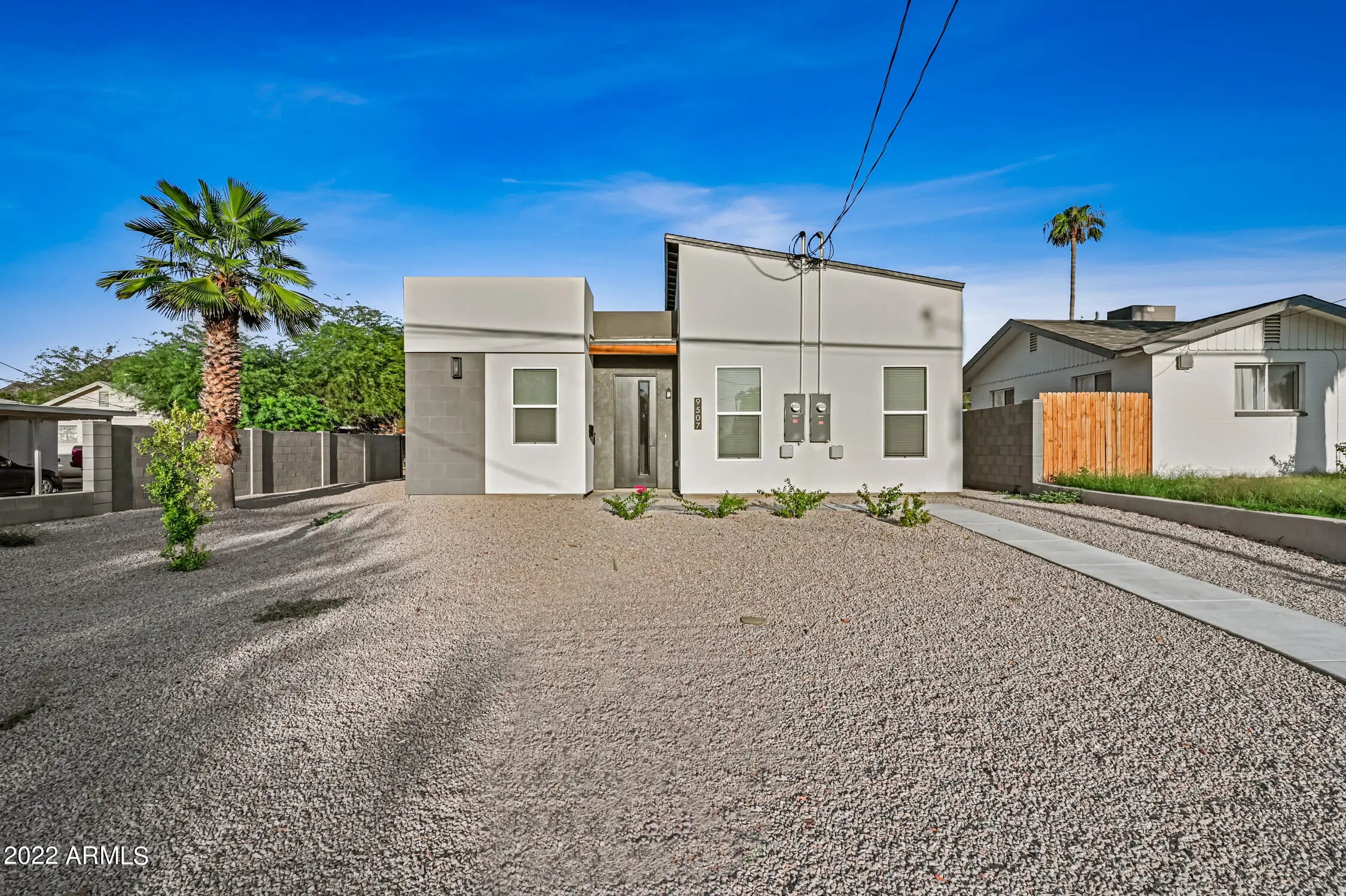 Photo of Listing #6896262