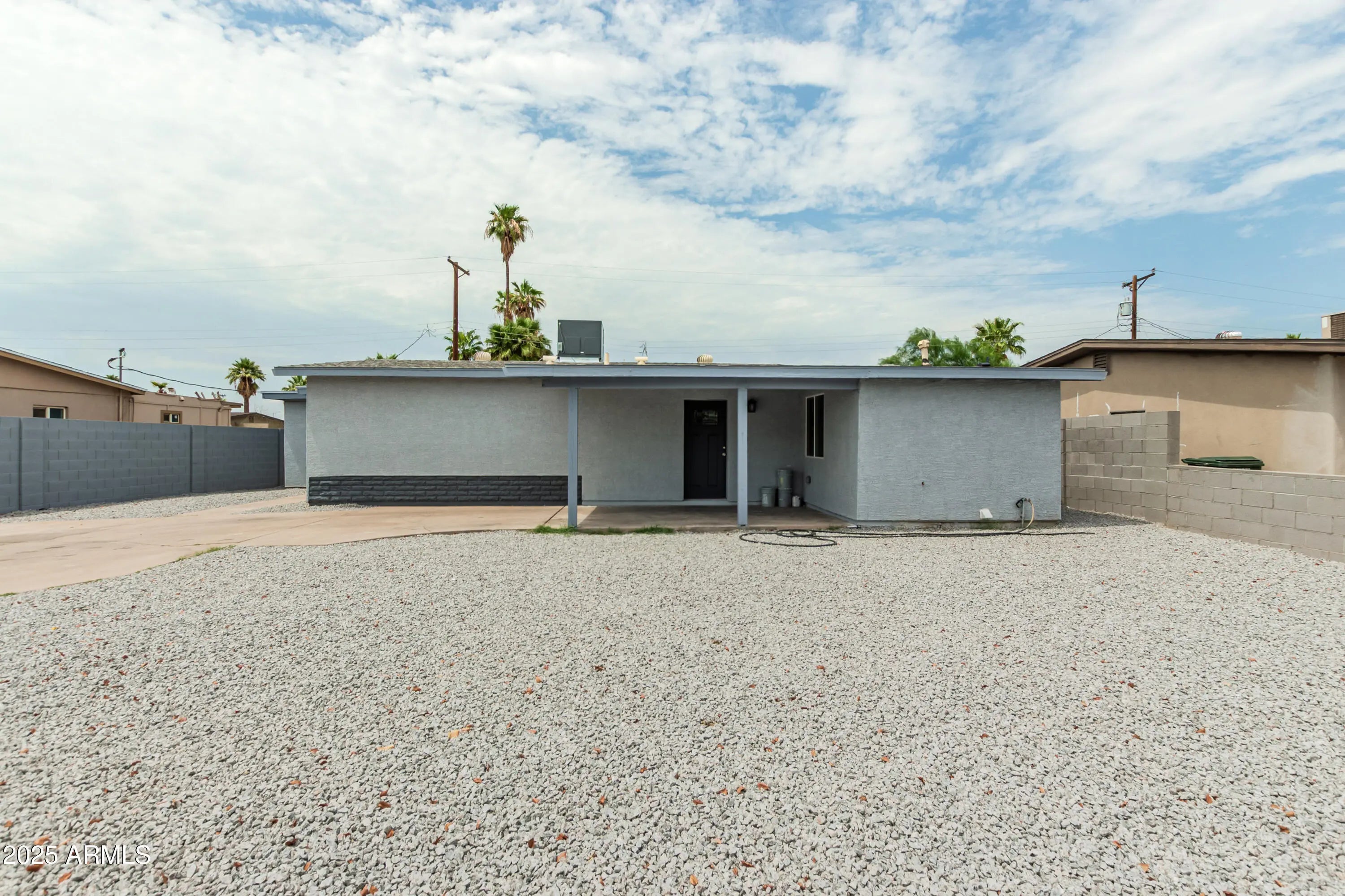 Photo of Listing #6896328