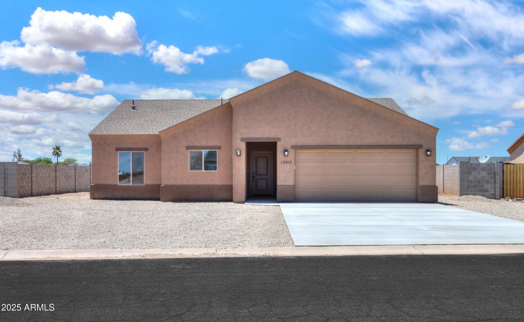 13562 S Huntington Road, Arizona City