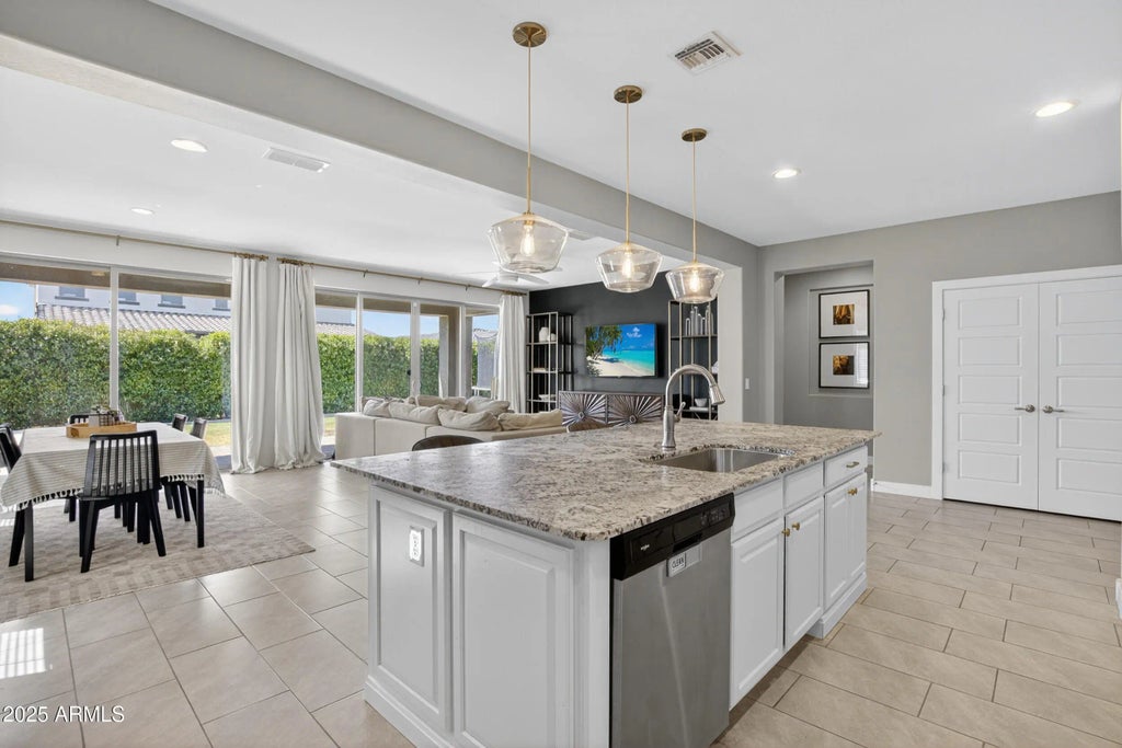 23087 E Via Del Oro, Queen Creek