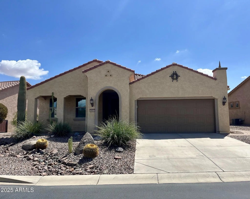 3877 N Smithsonian Drive, Florence