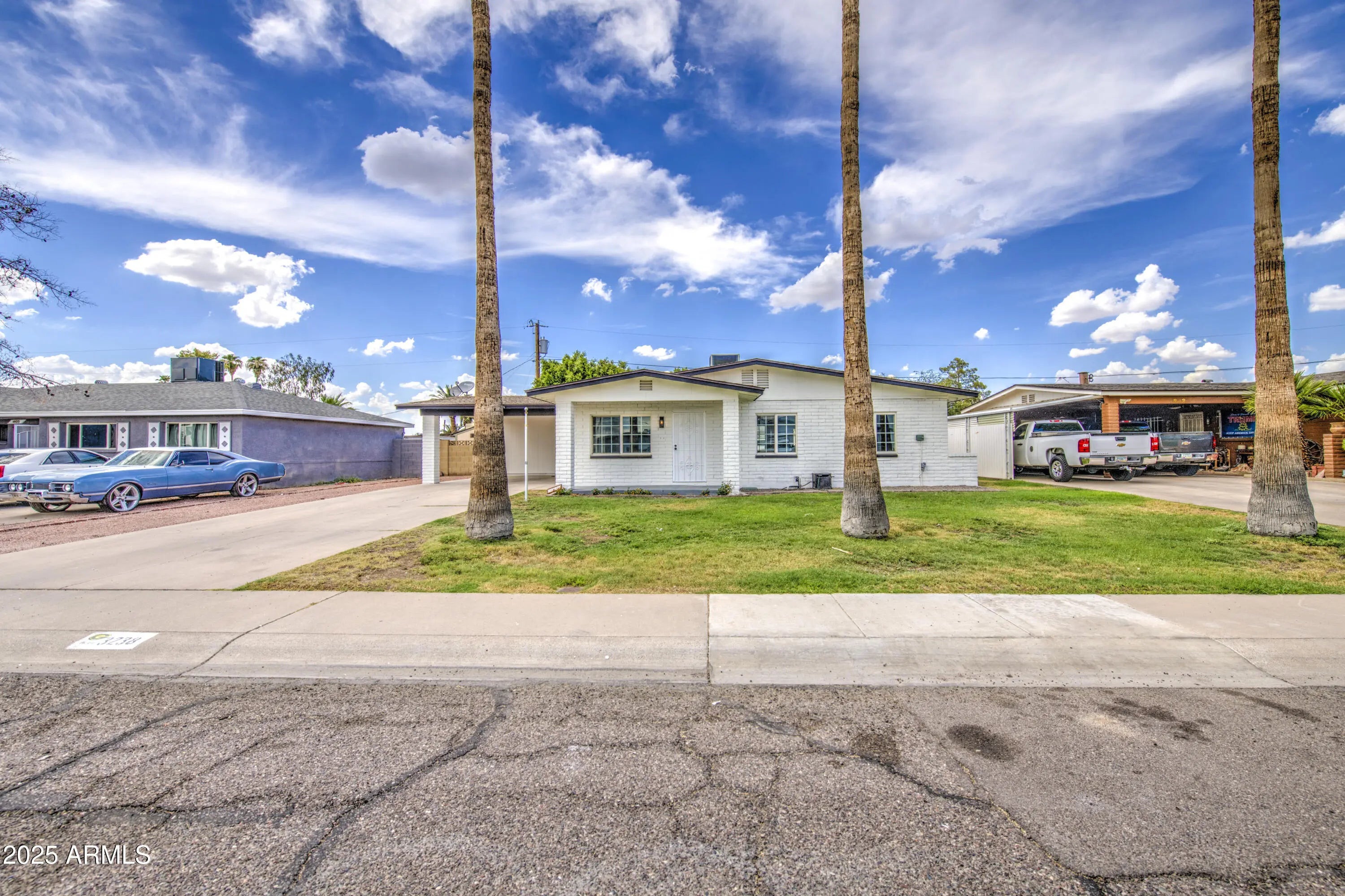 Photo of Listing #6896537