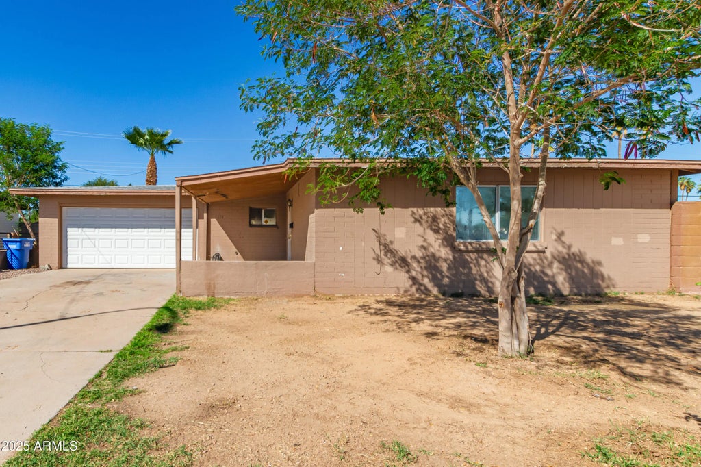 5616 W Indian School Road, Phoenix