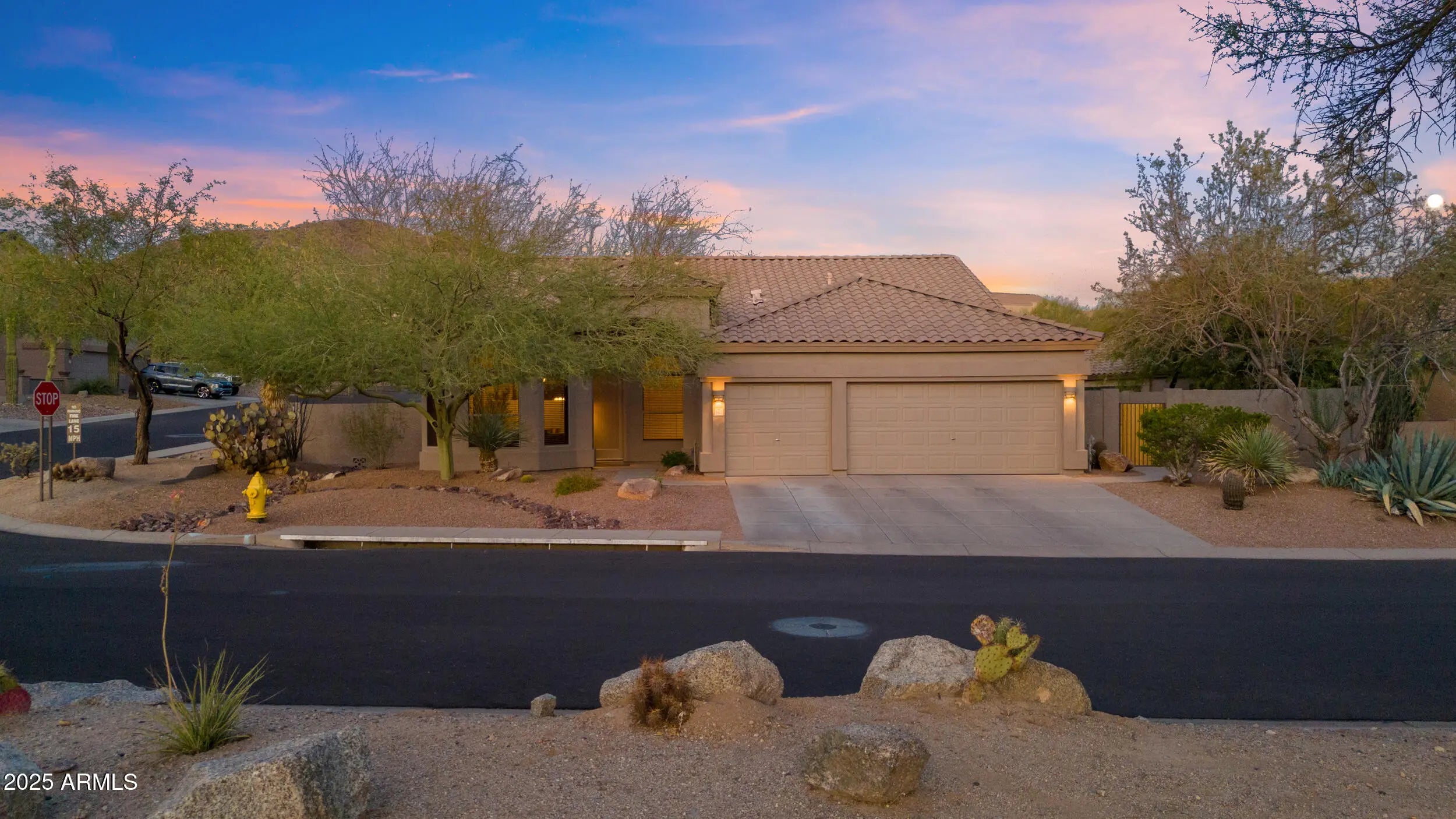 Photo of Listing #6903336