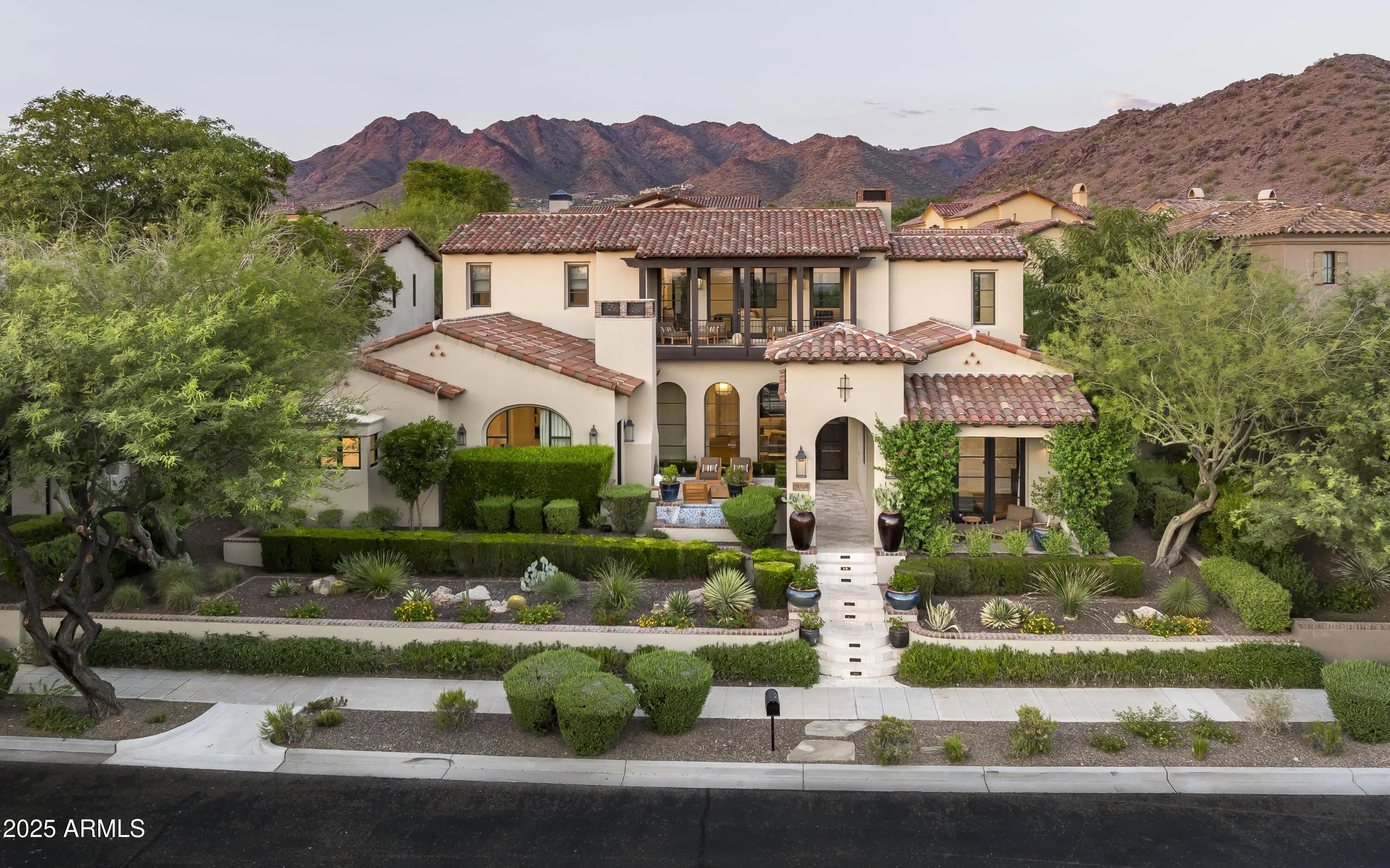 Photo of Listing #6914257