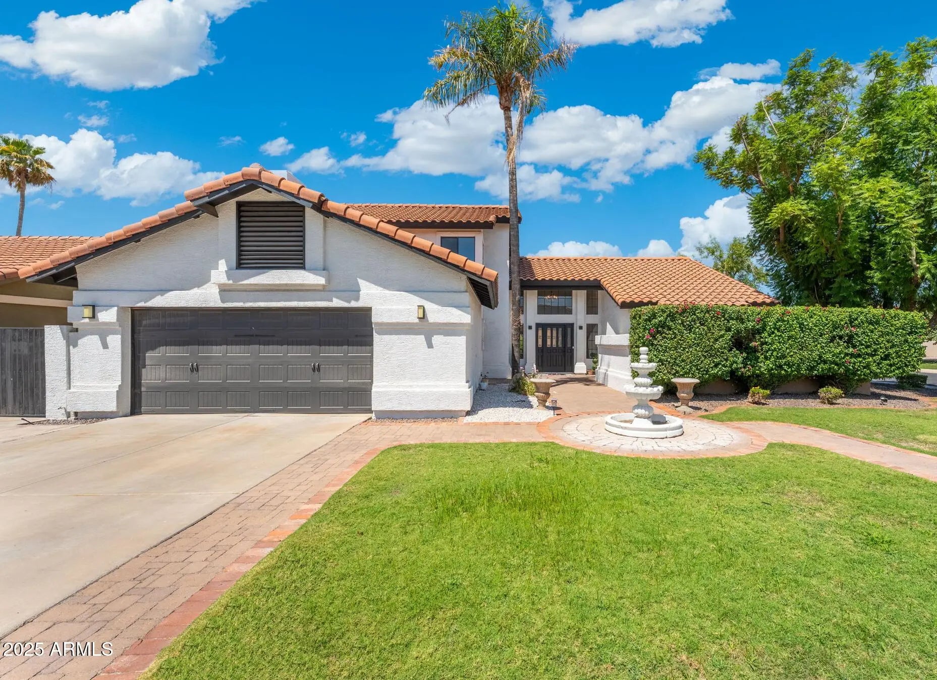 Photo of Listing #6908948