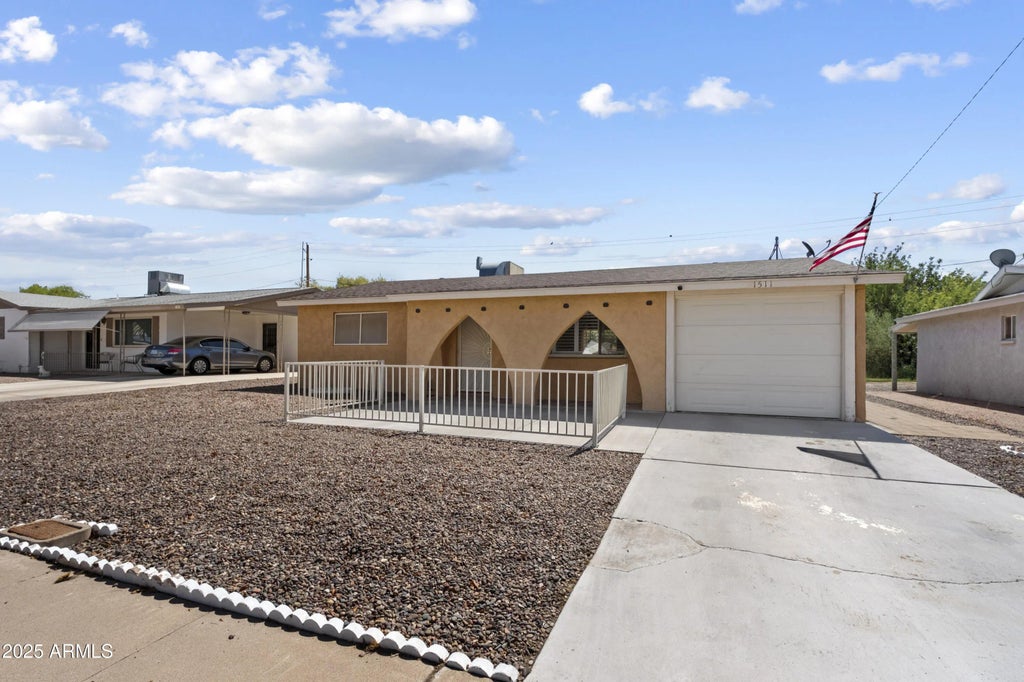 1511 S Grand Drive, Apache Junction