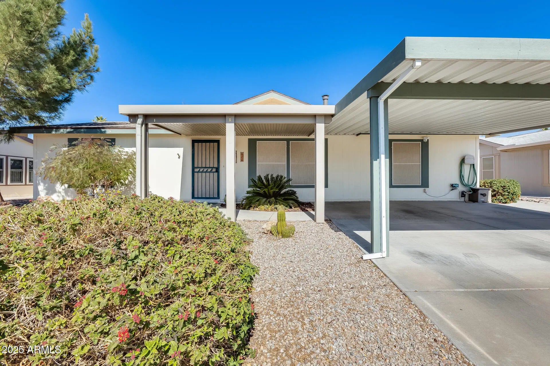 Photo of Listing #6900120