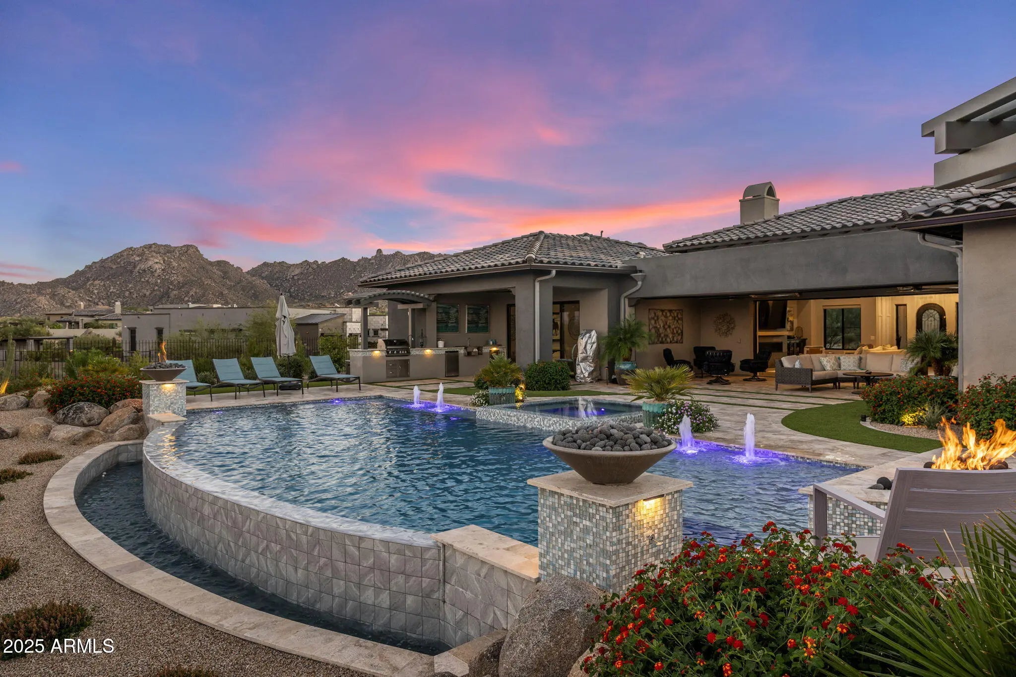 Photo of Listing #6897166