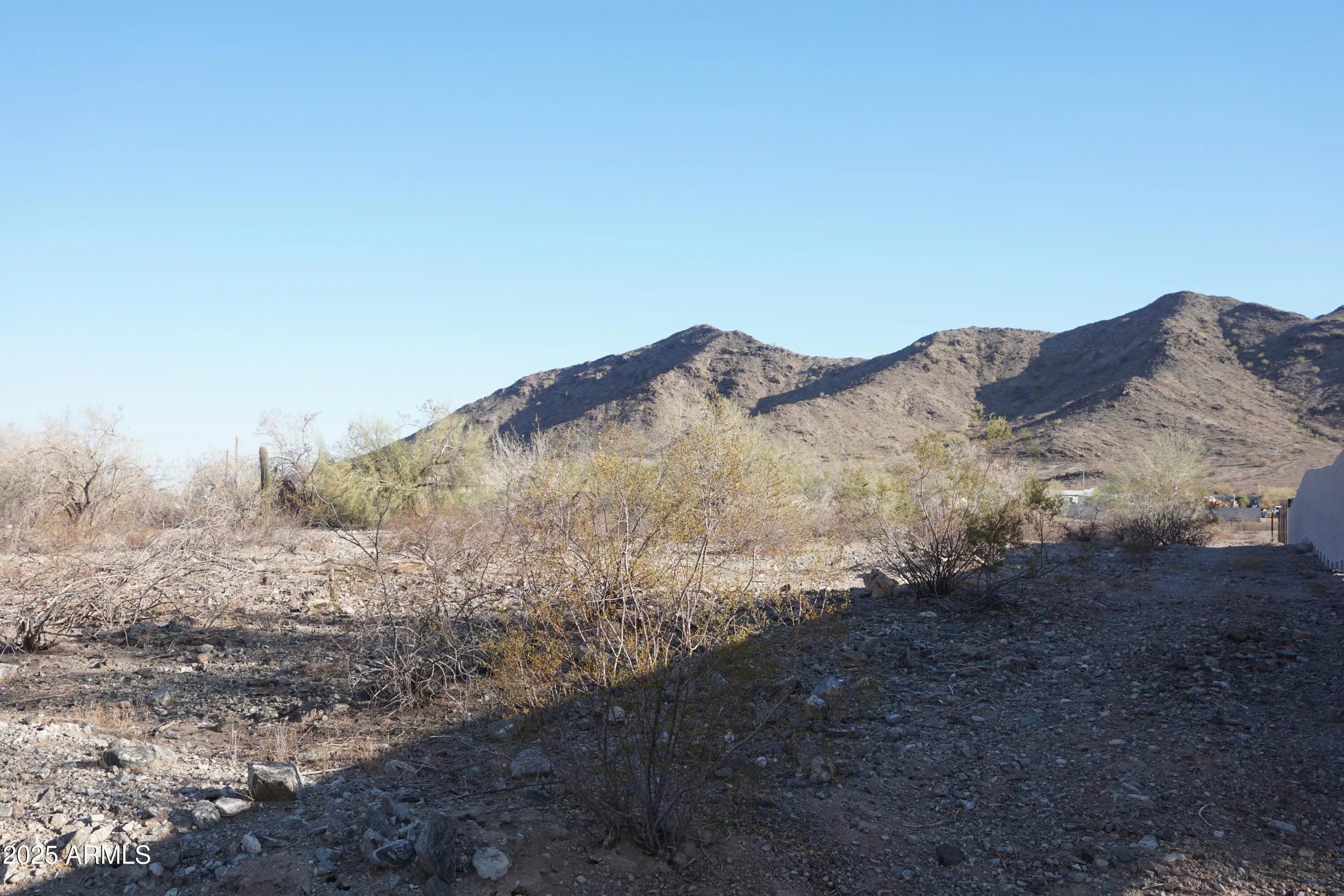 Photo of Listing #6897311