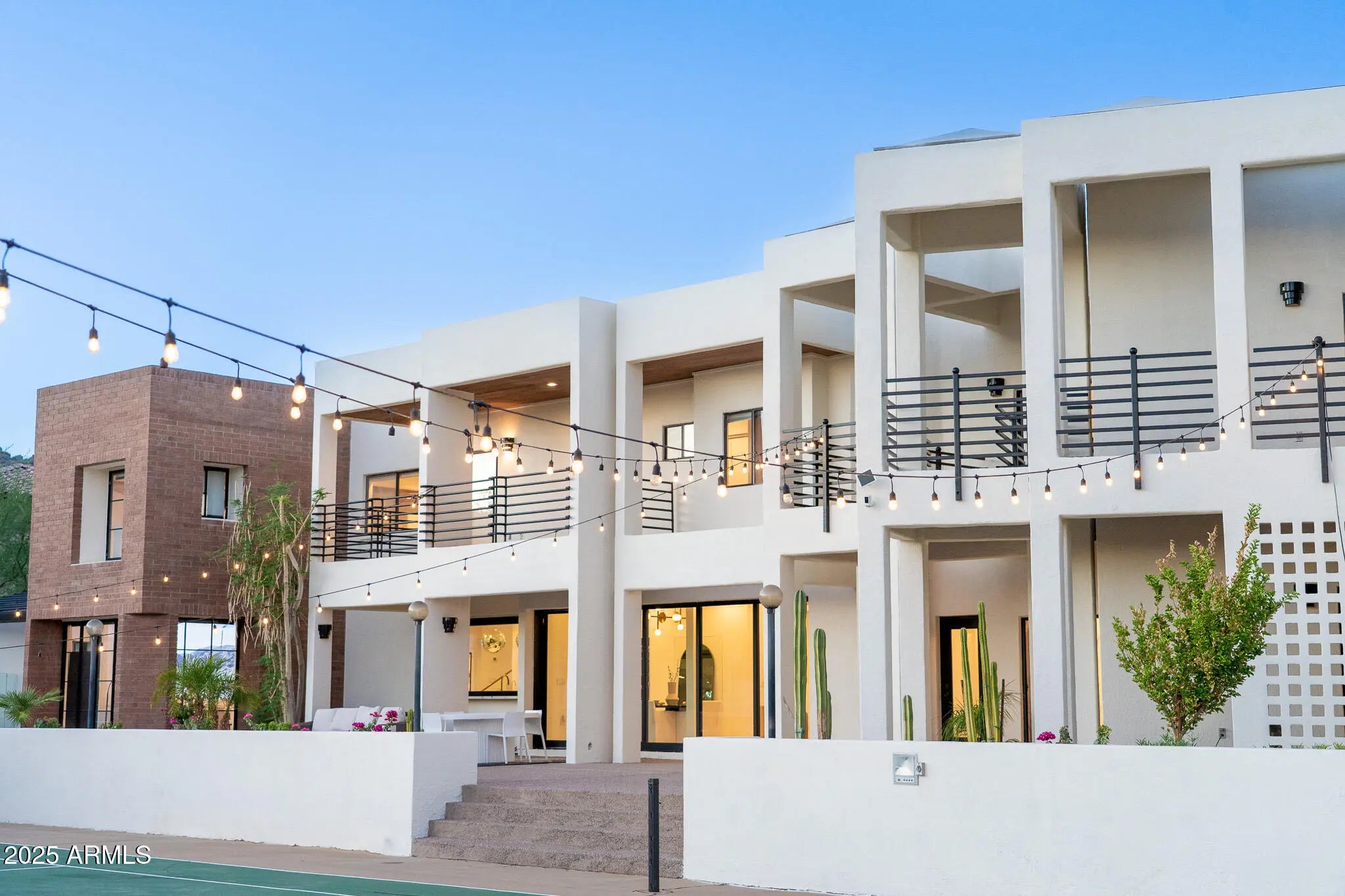 Photo of Listing #6899273