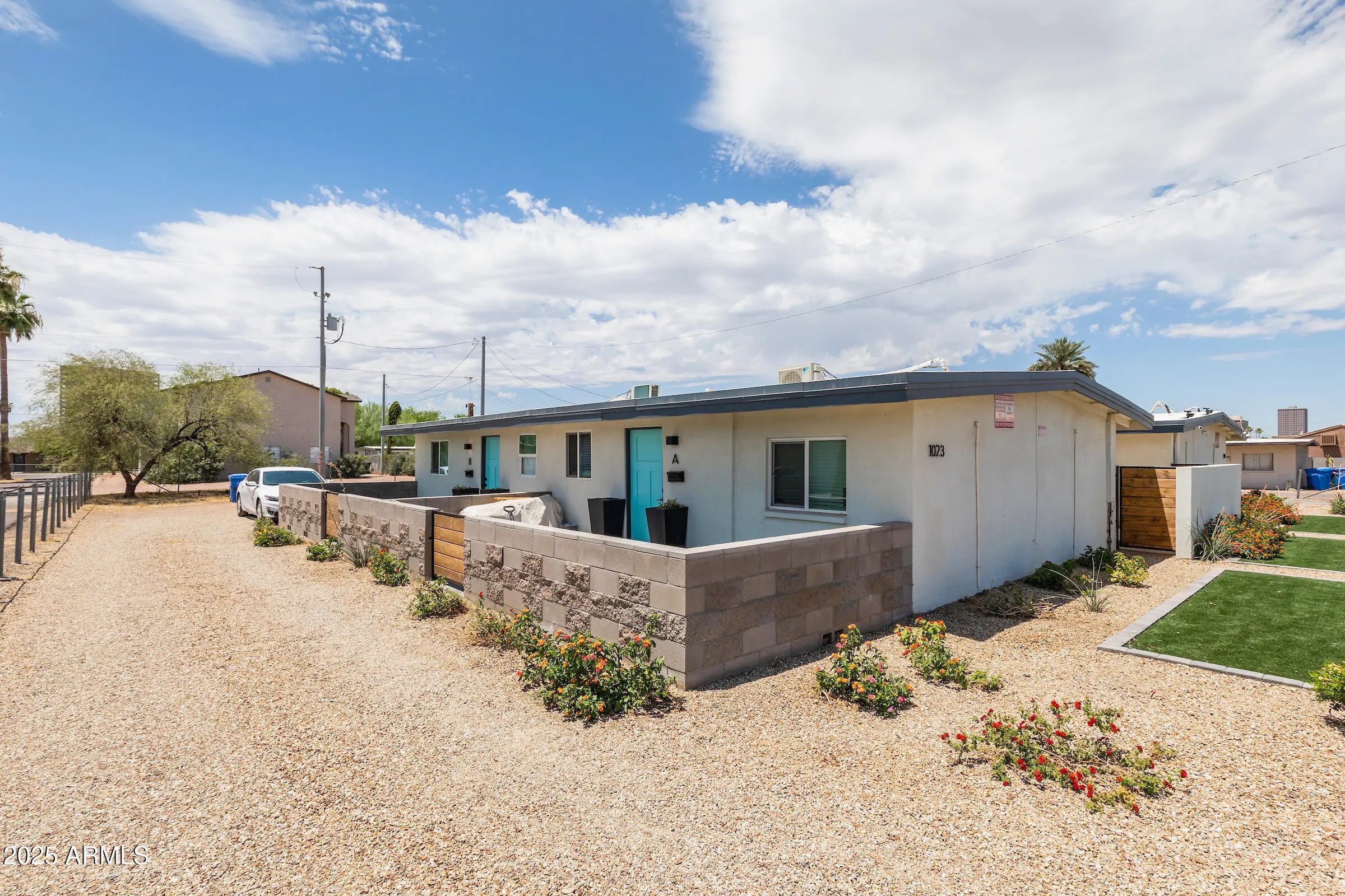 Photo of Listing #6900051