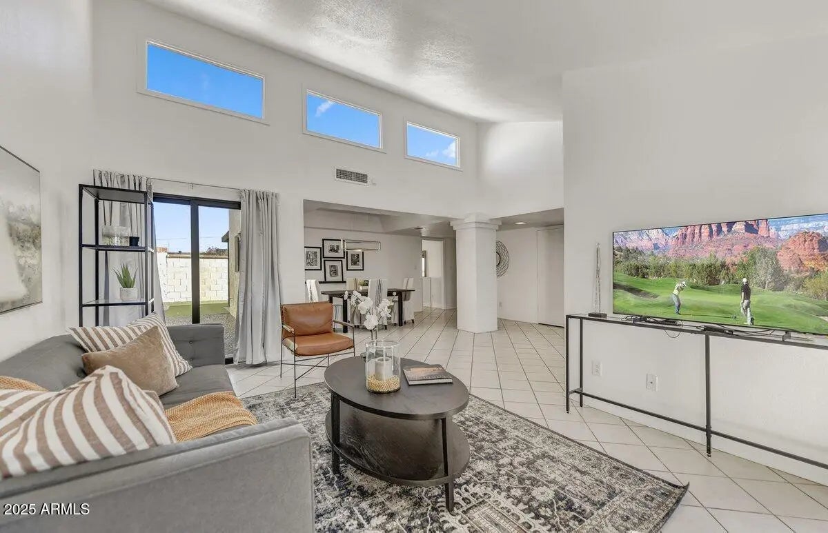 Photo of Listing #6897733