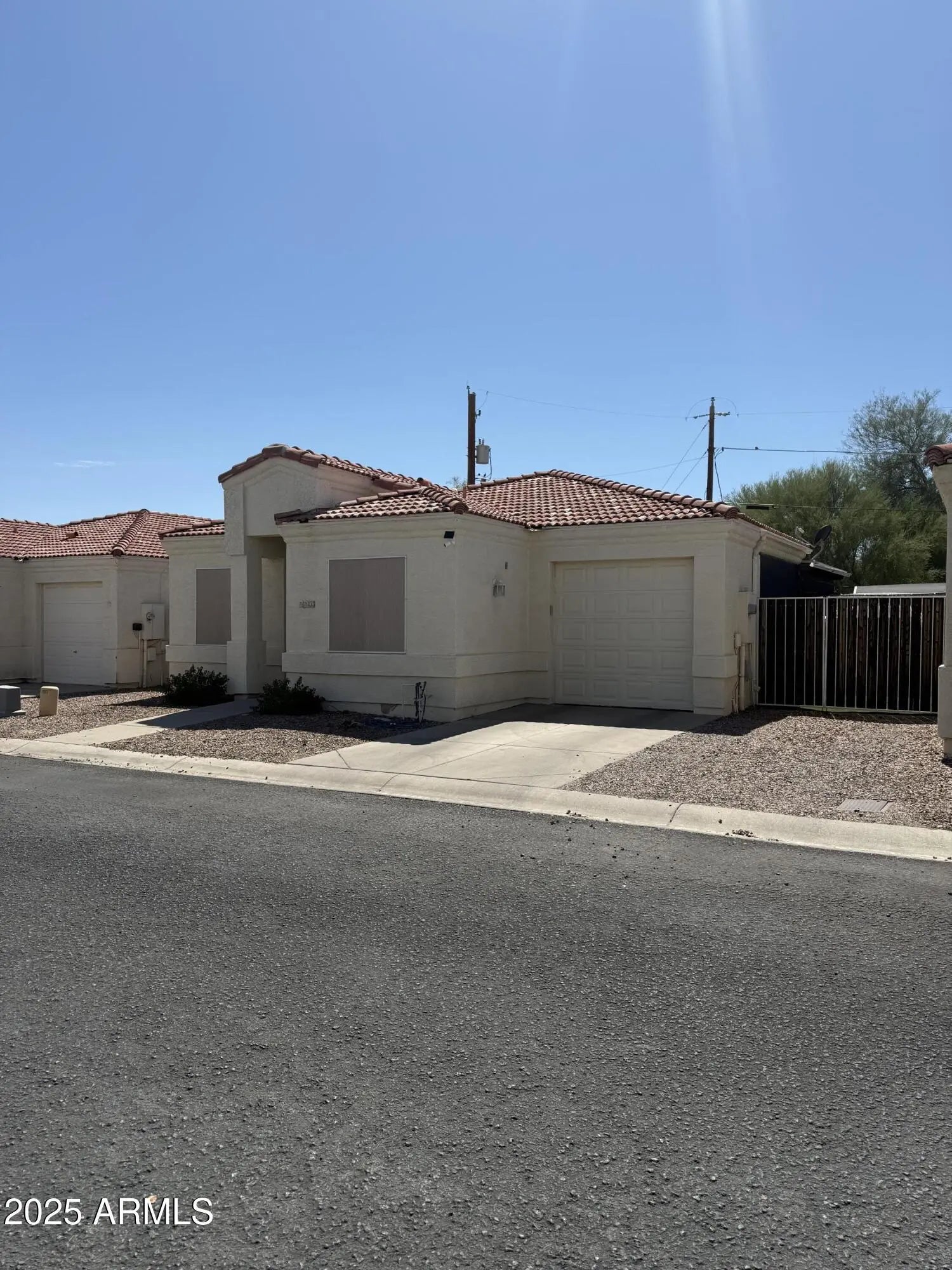 Photo of Listing #6897872