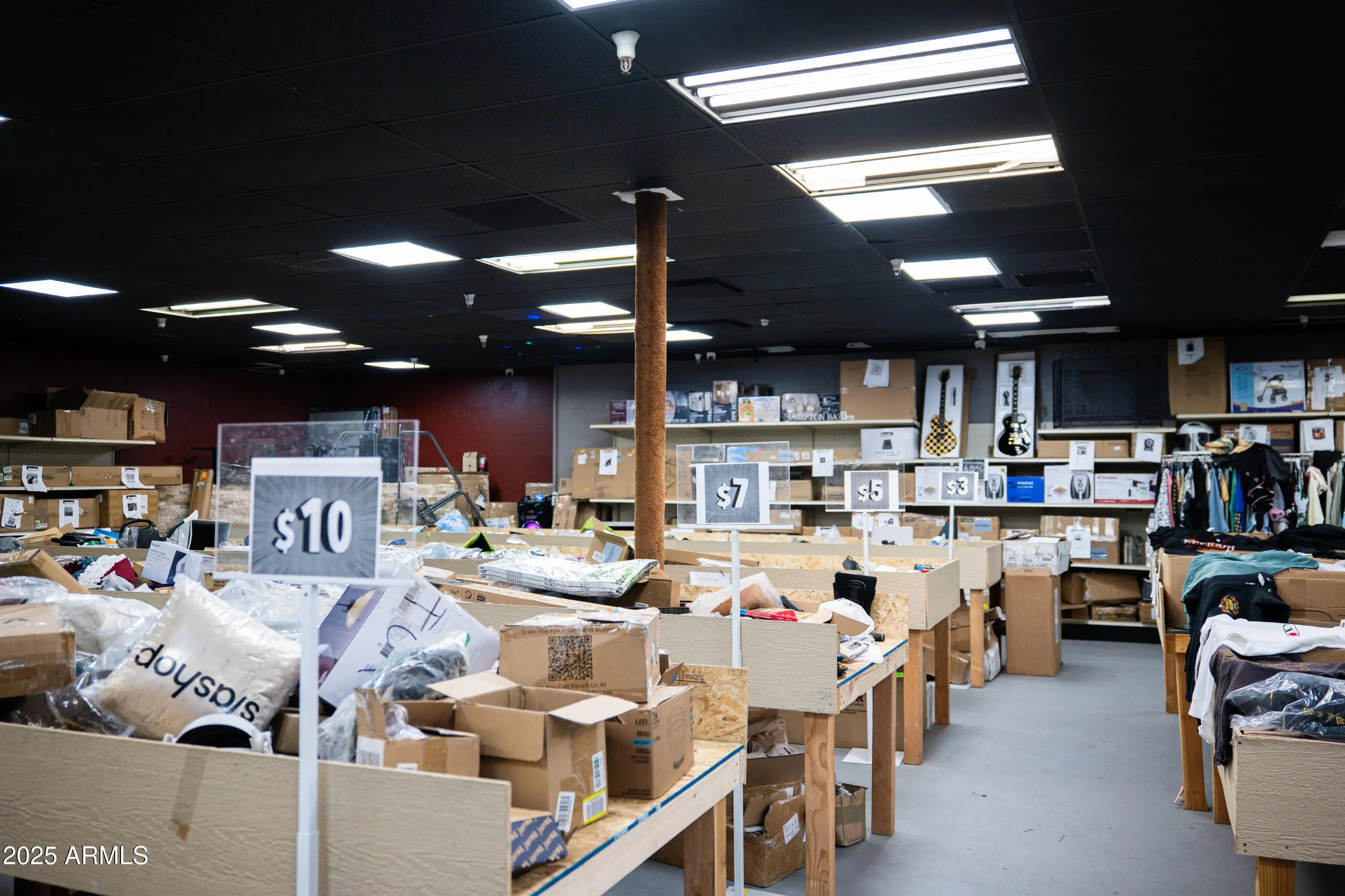 Photo of Listing #6897883