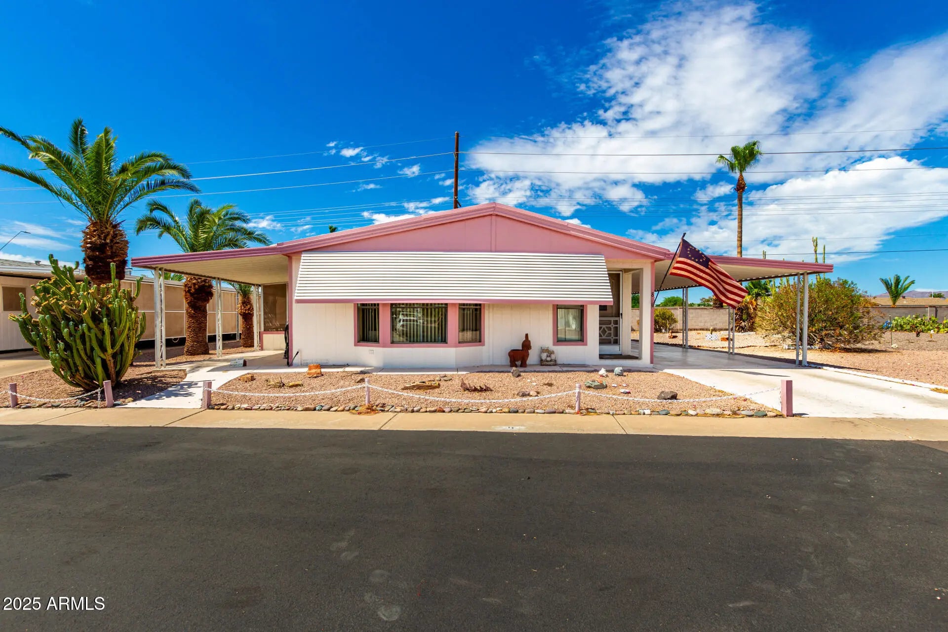 Photo of Listing #6899037