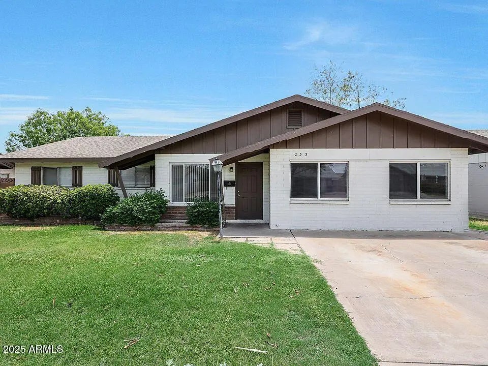 233 E Cairo Drive, Tempe