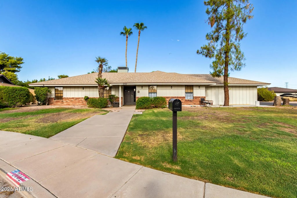 2062 E Downing Street, Mesa