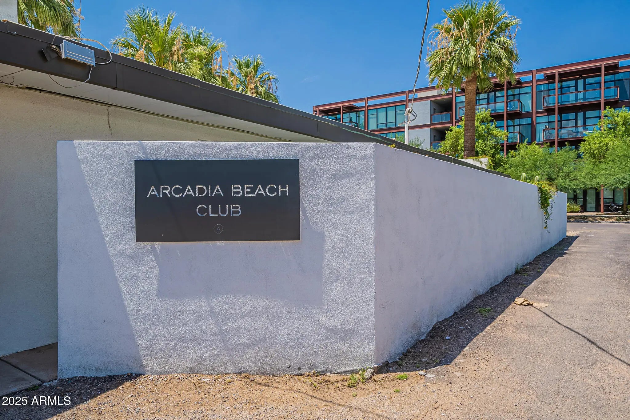 Photo of Listing #6899287