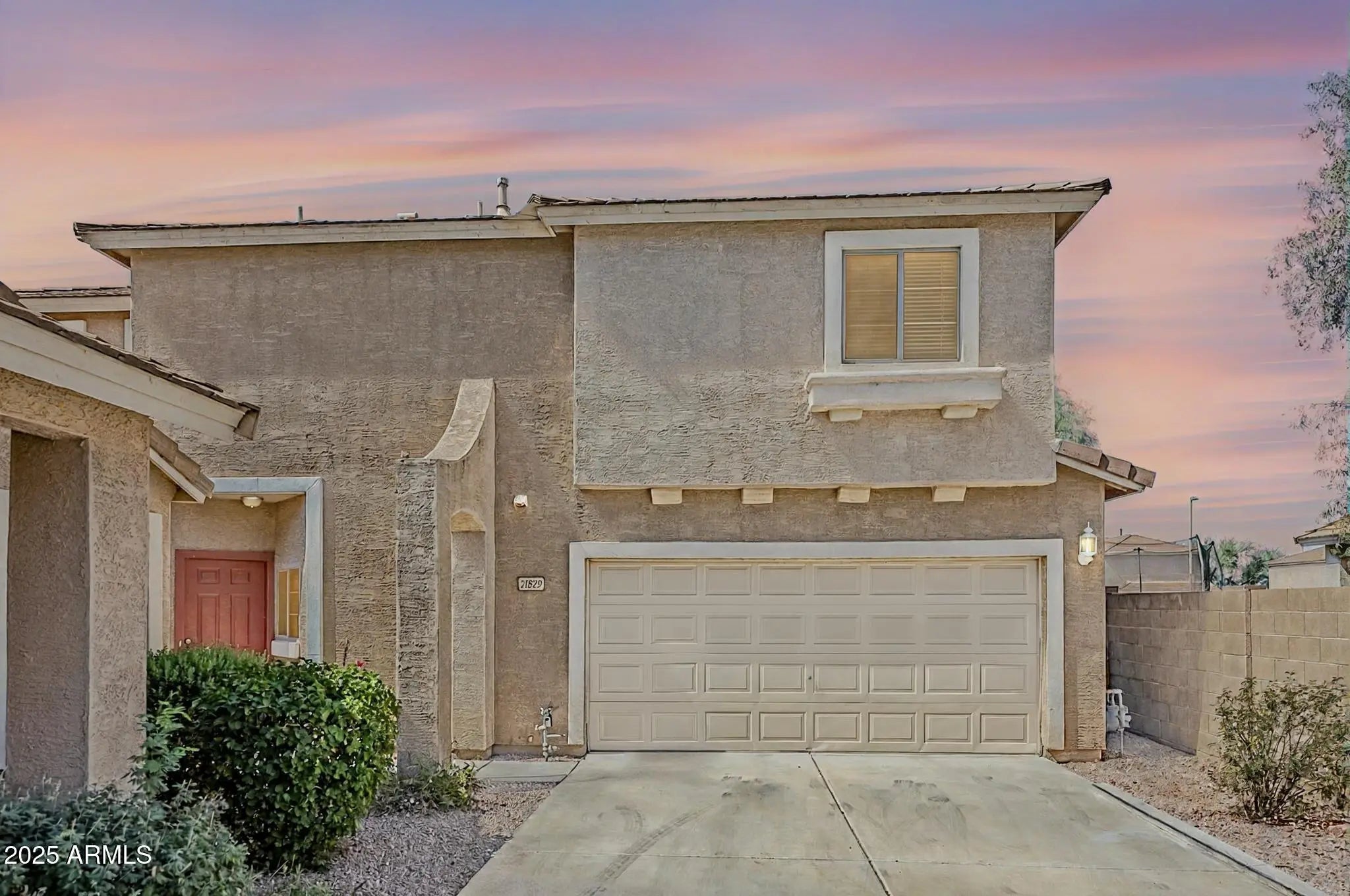 Photo of Listing #6899519