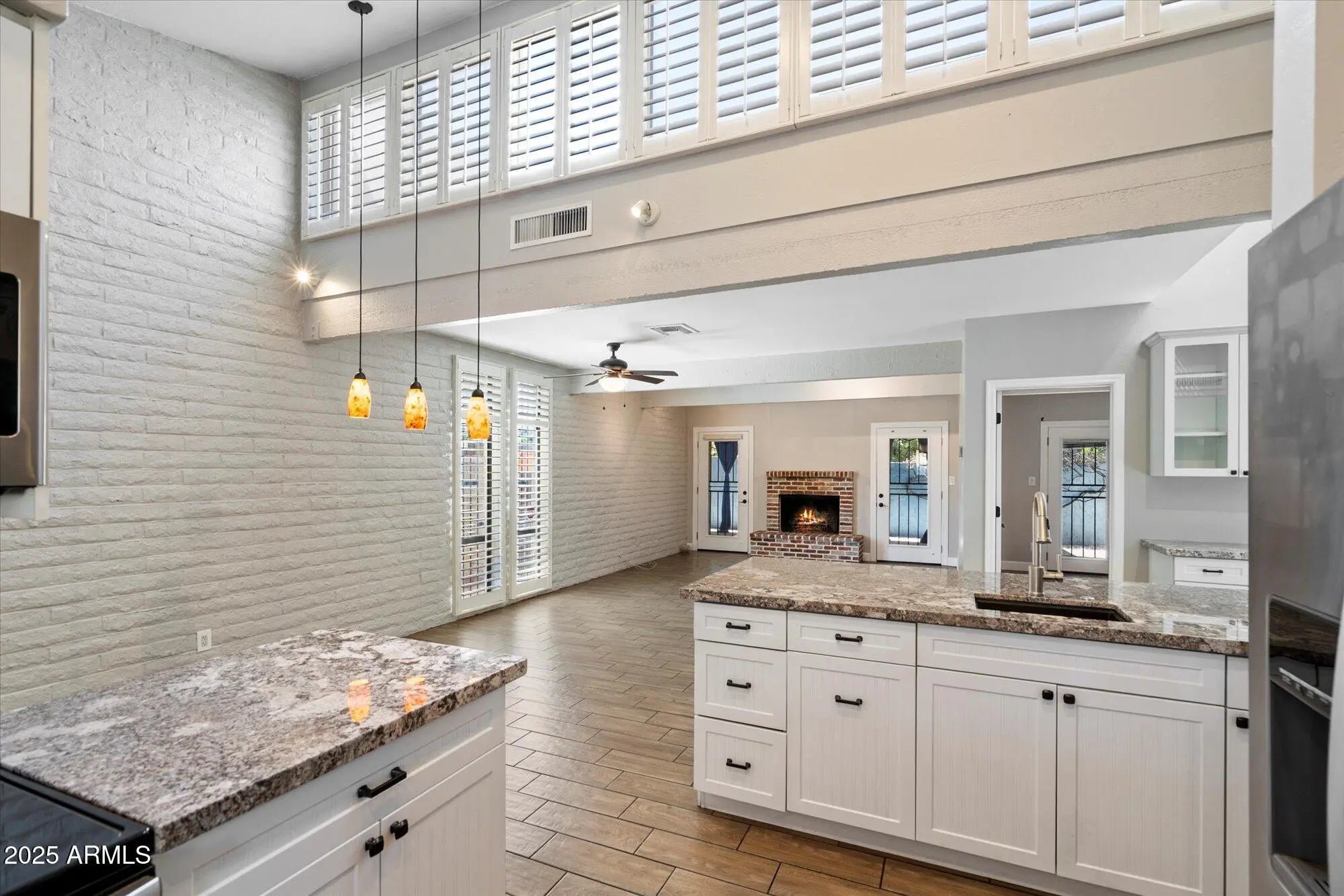 Photo of Listing #6900291