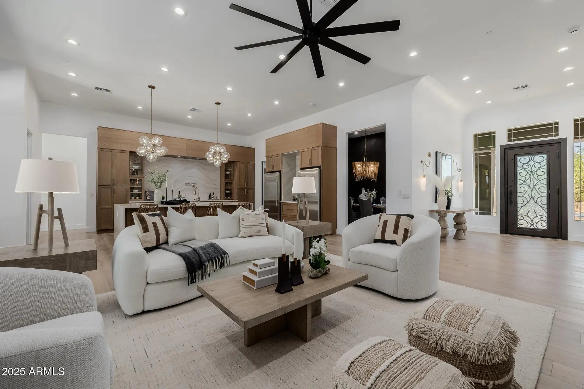 Photo of Listing #6909723