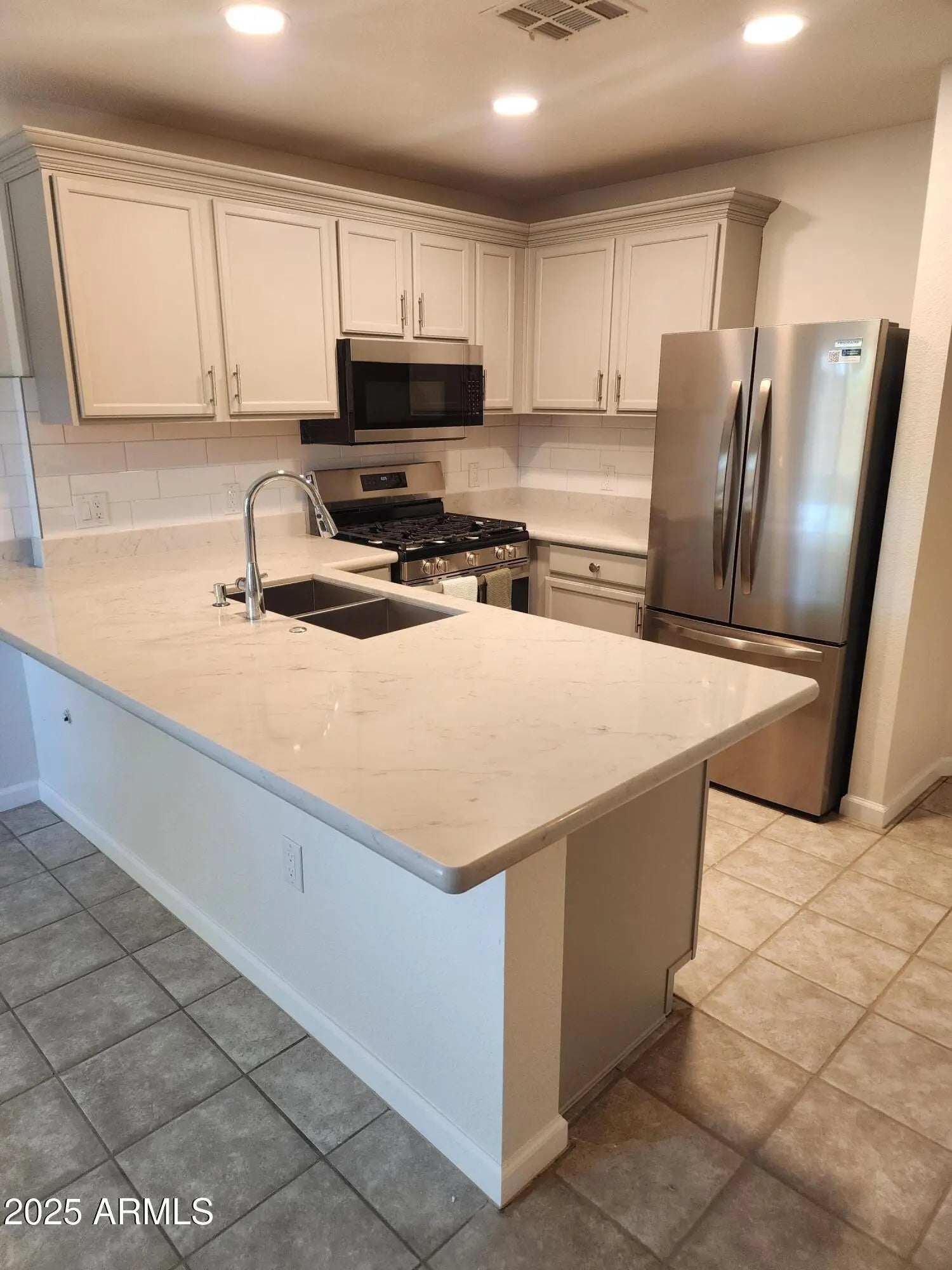 Photo of Listing #6898617