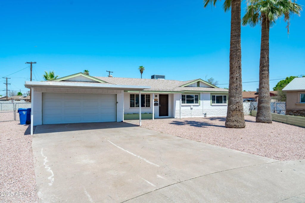 116 N Jade Circle, Mesa